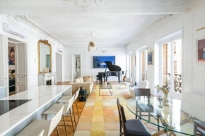 Luxury High End Condo in the Heart of Paris